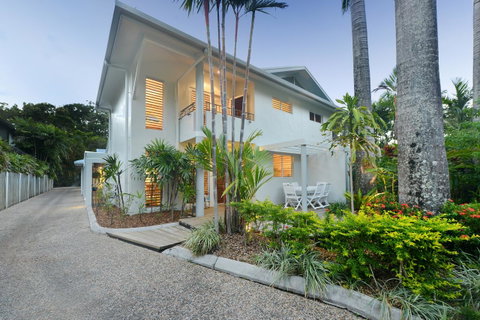 [ ANDY'S BEACH HOUSE ] - Tourism Bookings 11