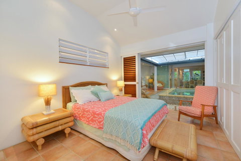 [ ANDY'S BEACH HOUSE ] - Tourism Bookings 25