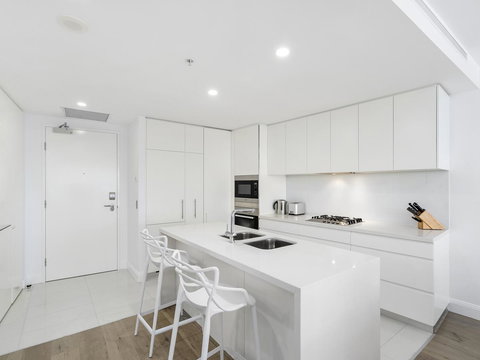 Oracle Resort Broadbeach - Gclr - Accommodation Europe 14