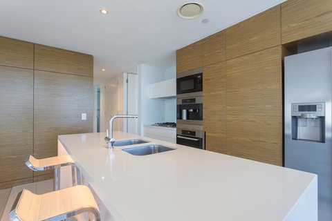 Oracle Resort Broadbeach - Gclr - Accommodation Europe 28