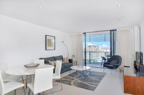 Oracle Resort Broadbeach - Gclr - Accommodation Europe 39