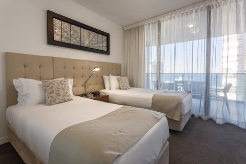 Oracle Resort Broadbeach - Gclr - Accommodation Europe 36