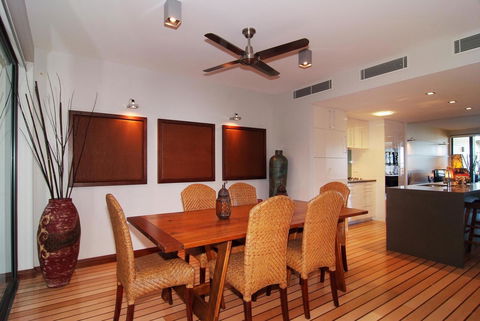 The Boathouse Apartments - Events Australia 12