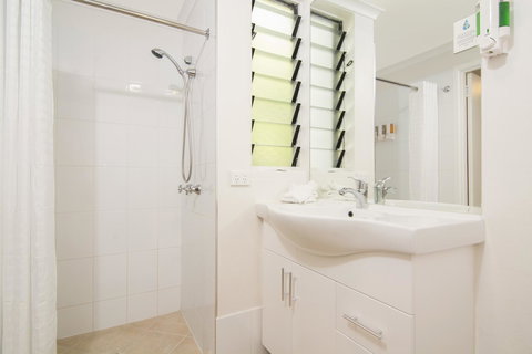 Port Douglas Motel - Events Australia 42