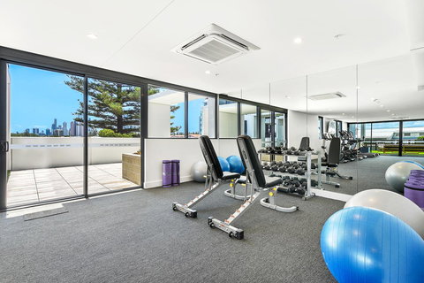 Qube Broadbeach - Accommodation Europe 32