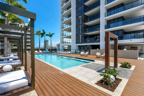 Qube Broadbeach - Accommodation Europe 0