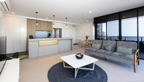 Qube Broadbeach - Accommodation Europe 13