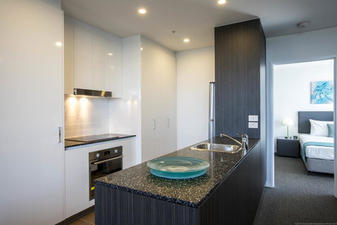 Synergy Broadbeach - Official - Accommodation Europe 1