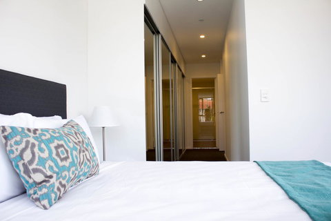 Synergy Broadbeach - Official - Accommodation Europe 16