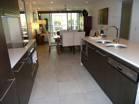 Penthouse 239 At See Temple Port Douglas - Accommodation Europe 2