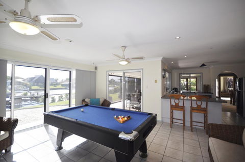 Bribie Island Canal Holiday Destination! - Events Australia 20