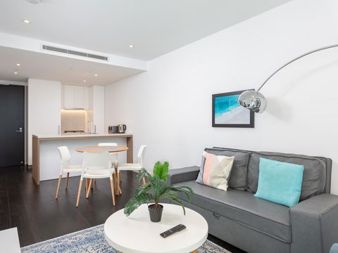 Hostrelax Residences On Alfred - Events Australia 40