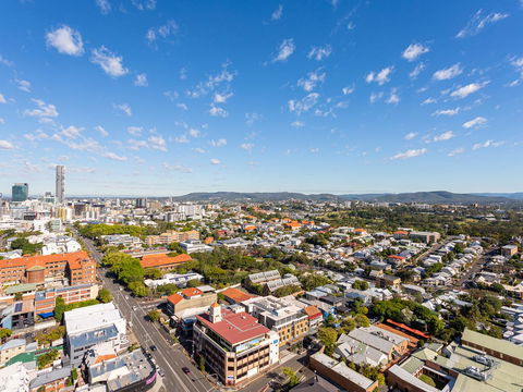 Hostrelax Residences On Alfred - Events Australia 29