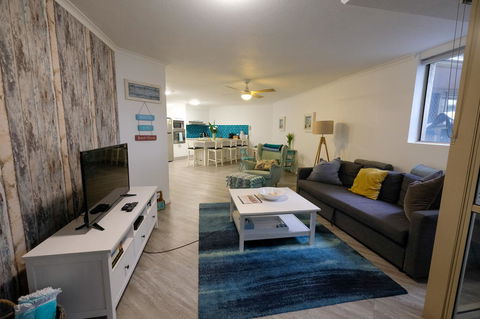 Sanctuary Beach Retreat - Events Australia 15