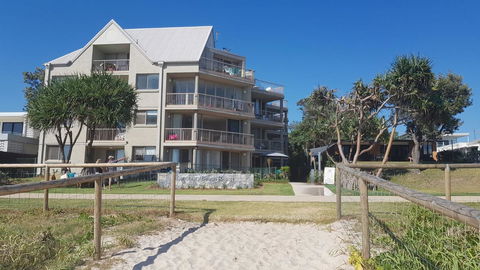 Sanctuary Beach Retreat - Events Australia 24
