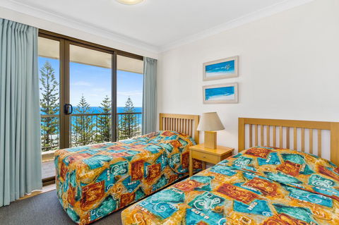 Columbia Beachfront Apartments On Rainbow Bay - Events Australia 36