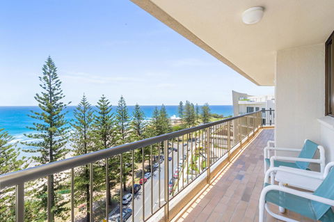 Columbia Beachfront Apartments On Rainbow Bay - Events Australia 27