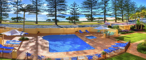 Columbia Beachfront Apartments On Rainbow Bay - Events Australia 2