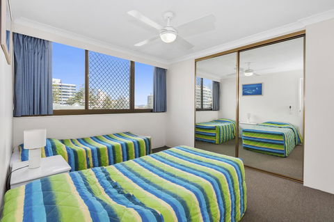 Columbia Beachfront Apartments On Rainbow Bay - Events Australia 32