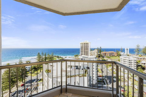 Columbia Beachfront Apartments On Rainbow Bay - Events Australia 41