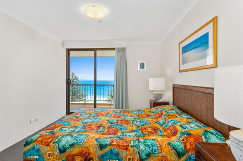 Columbia Beachfront Apartments On Rainbow Bay - Events Australia 33