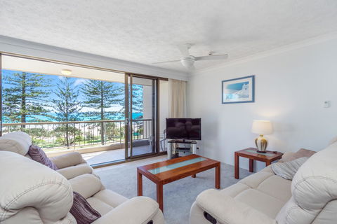 Columbia Beachfront Apartments On Rainbow Bay - Events Australia 8