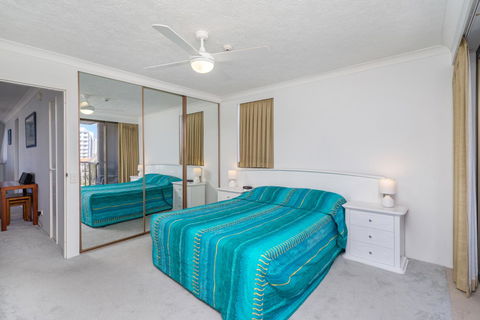 Columbia Beachfront Apartments On Rainbow Bay - Events Australia 15