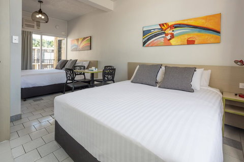 Nightcap At Emerald Star Hotel - Accommodation Europe 16