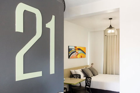 Nightcap At Emerald Star Hotel - Accommodation Europe 11