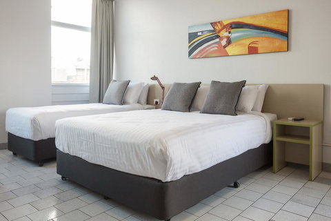 Nightcap At Emerald Star Hotel - Accommodation Europe 24