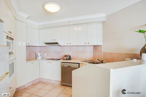 APR Private SUITES MOROC By The Beach - Events Australia 27