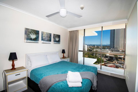 Seacrest Beachfront Apartments Surfers Paradise - Events Australia 27