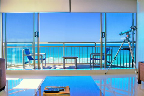 Seacrest Beachfront Apartments Surfers Paradise - Events Australia 0