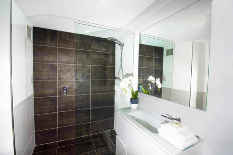 Seacrest Beachfront Apartments Surfers Paradise - Events Australia 22