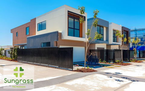 The Residences At The Peninsula - Events Australia 44