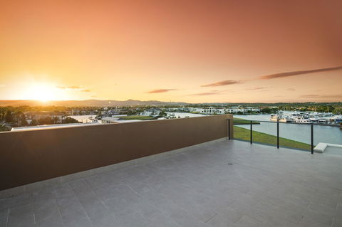 The Residences At The Peninsula - Events Australia 2