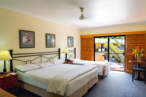 Palm Royale Cairns - Tourism Bookings 21