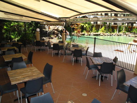Palm Royale Cairns - Tourism Bookings 7