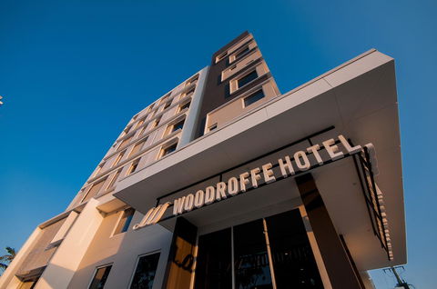 Woodroffe Hotel - Events Australia 18