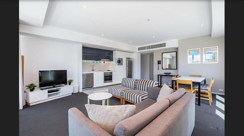 Gold Coast Private Apartments - H Residences, Surfers Paradise - Events Australia 33