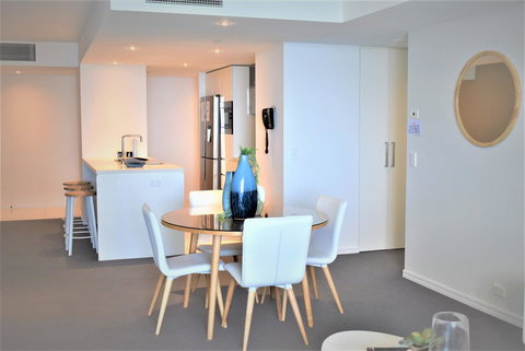 Gold Coast Private Apartments - H Residences, Surfers Paradise - Events Australia 12