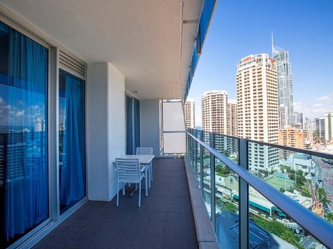 Gold Coast Private Apartments - H Residences, Surfers Paradise - Events Australia 39