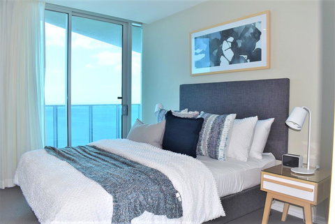 Gold Coast Private Apartments - H Residences, Surfers Paradise - Events Australia 5
