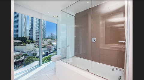 Gold Coast Private Apartments - H Residences, Surfers Paradise - Events Australia 36