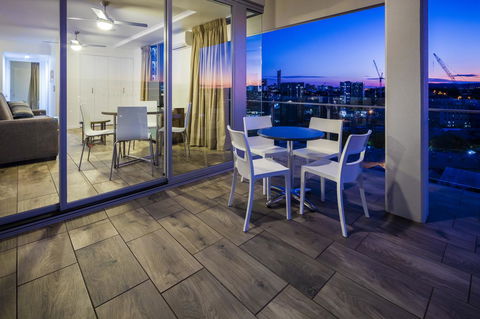 Direct Collective - Pavilion And Governor On Brookes - Events Australia 14