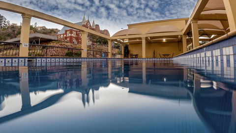 The Robert Towns - Tourism Bookings 0