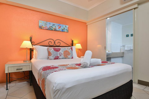 Le Cher Du Monde Adults Only - Events Australia 5