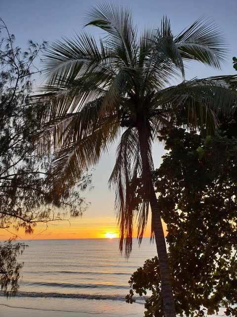 Le Cher Du Monde Adults Only - Events Australia 14