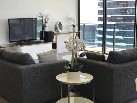Luxury 3 Bedroom In Heart Of Broadbeach - Accommodation Europe 18