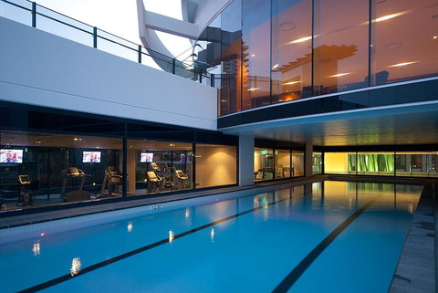 Luxury 3 Bedroom In Heart Of Broadbeach - Accommodation Europe 13